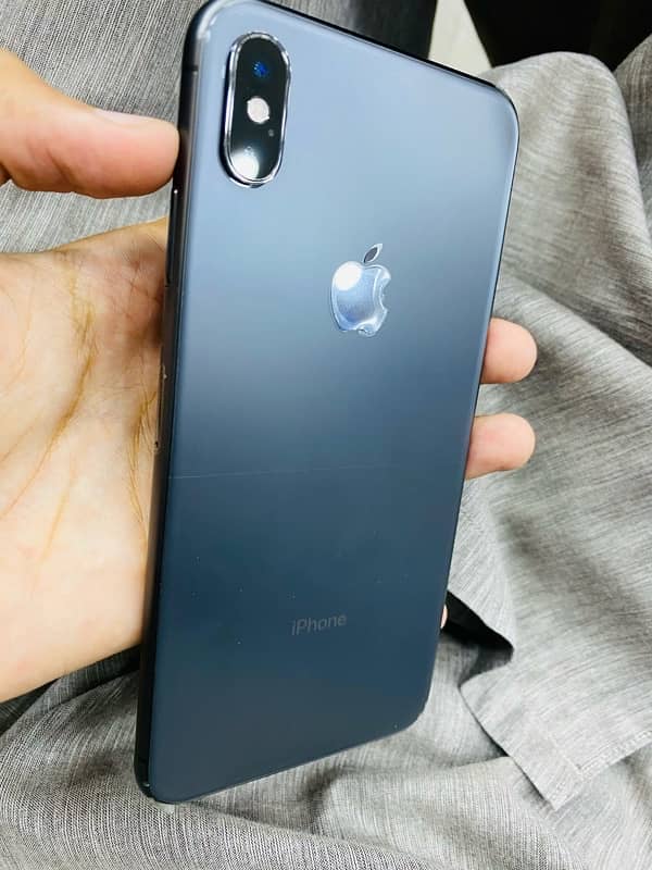 Iphone xsmax 64gb approved 0