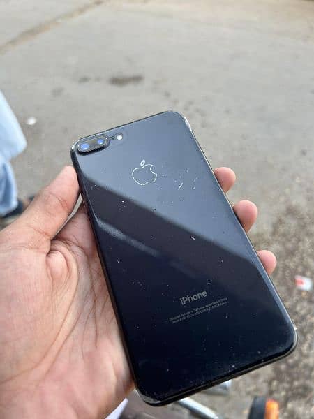 Iphone 7+ 128 gb Pta Approved 1