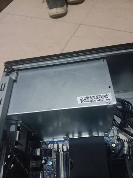 HP z440 power supply 1