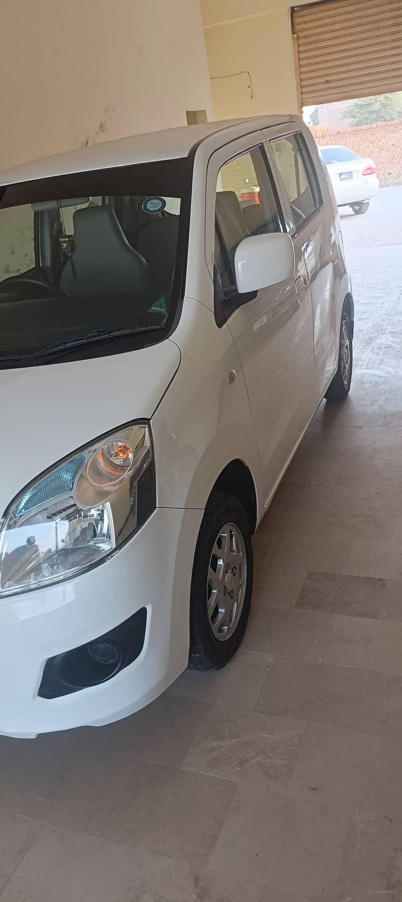 Suzuki Wagon R 2019 1