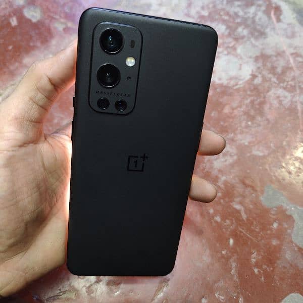 OnePlus 9pro 12GB 256 Global model minor dott shade condition 10 new 5