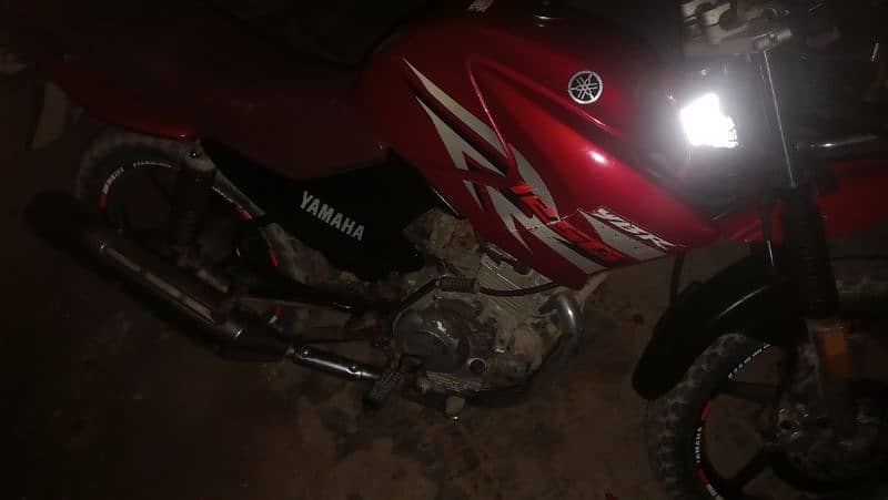 selling yamaha ybr 125g 0