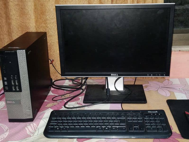 EXCELLENT CONDITION GAMING PC 5