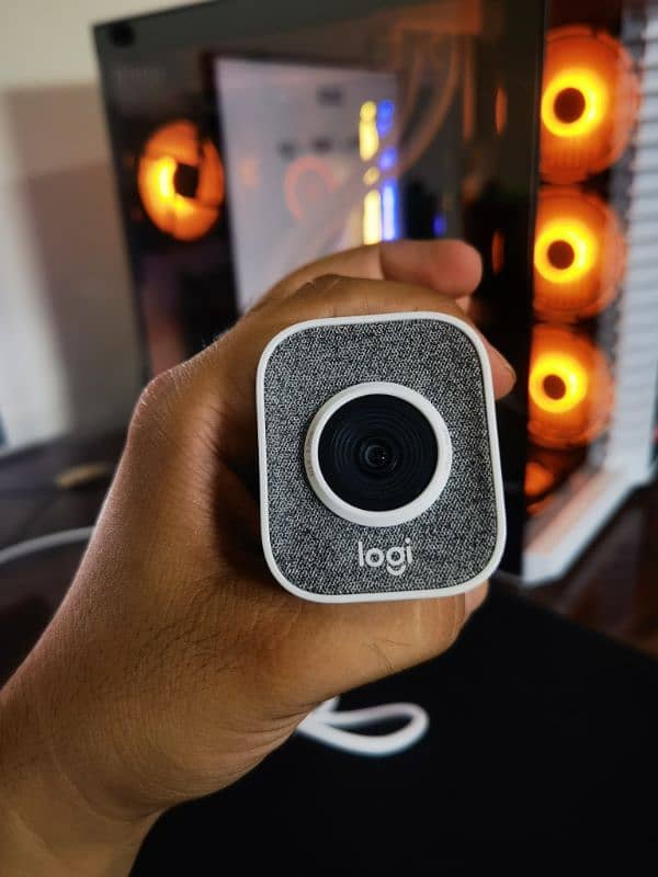 Logitech StreamCam Webcam 6