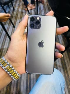 IPhone 11pro | 256GB | Non PTA | Factory Unlock 0