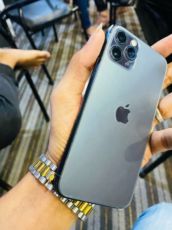 IPhone 11pro | 256GB | Non PTA | Factory Unlock 4