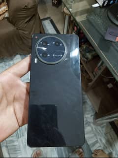 Tecno camon 30 12+256