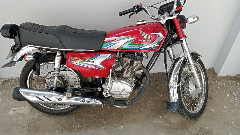 Honda 125 2023 first hand 4