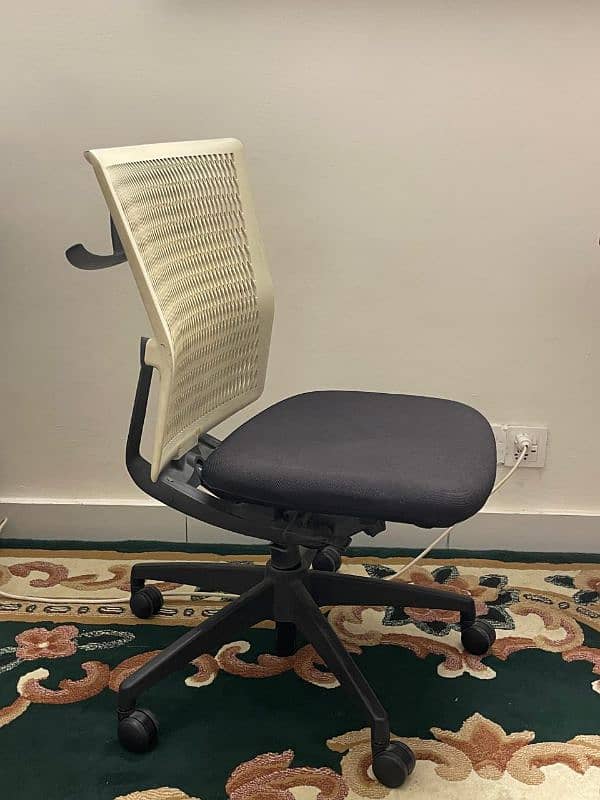 Computer Chairs 1