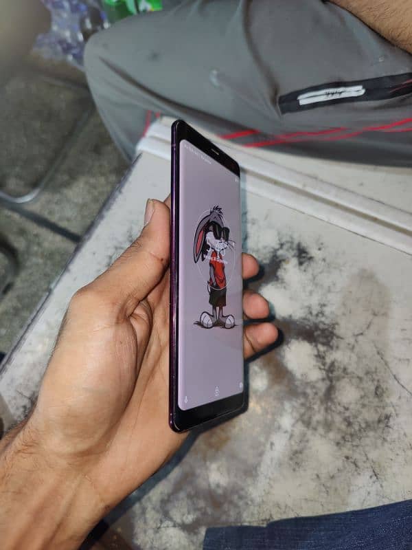 Sony Xperia xz3 4Gb 64Gb curved oled display 4