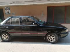 Nissan Sunny 1990