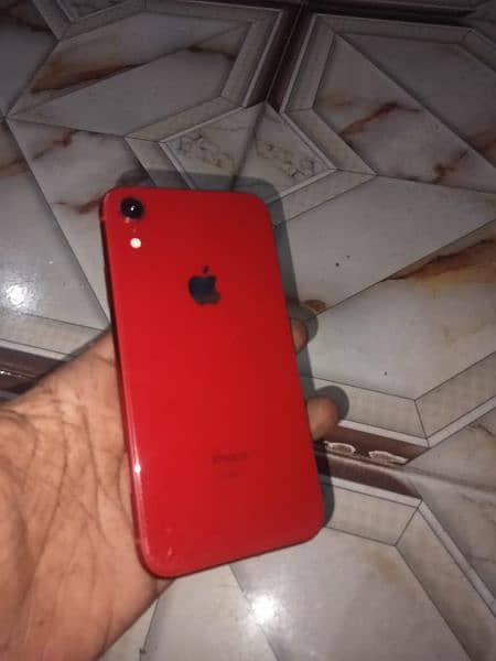 iphone xr. 03188842092 3