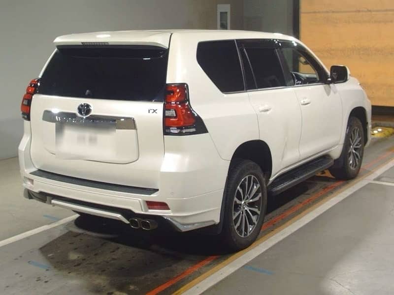 Toyota Landcruiser prado Txl 2019 7 seater sunroof 1