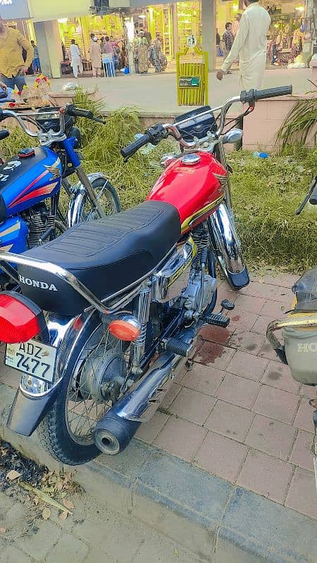 Honda 125 selfstart 1