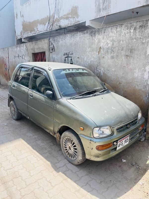 Daihatsu Cuore 2003 3