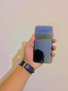 iphone 7 plus pta approved 128 gb 10/10 03121758204