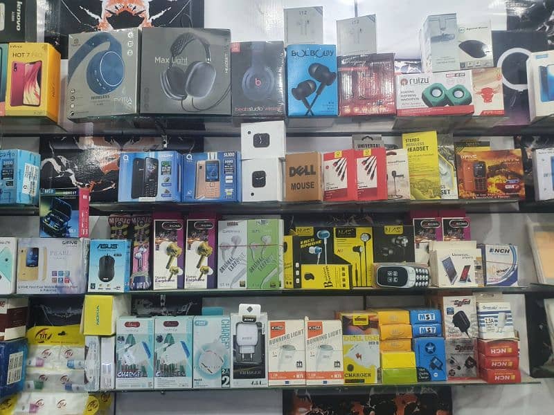 Mobile accessories for sale 4