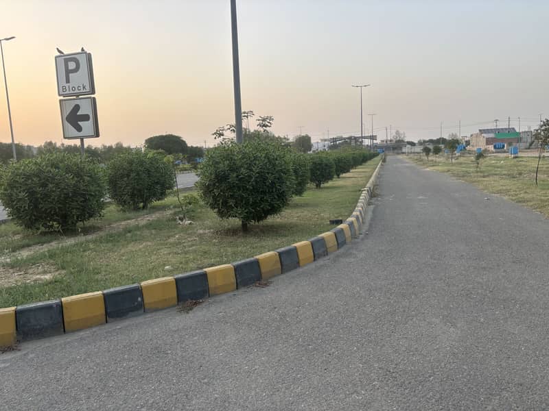 DHA RAHABR 4.5 MARLA COMMERCIAL PLOT DIRECT ONWER IS AVAILABLE FOR SALE 8