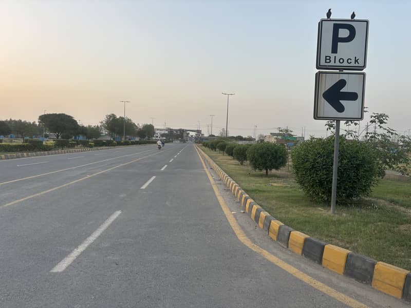 DHA RAHABR 4.5 MARLA COMMERCIAL PLOT DIRECT ONWER IS AVAILABLE FOR SALE 9