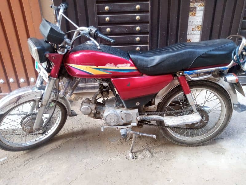 Honda cd 70 2013 model 4