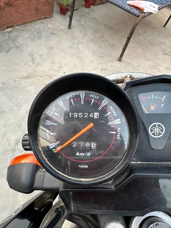 YAMAHA YBR-G 125 4