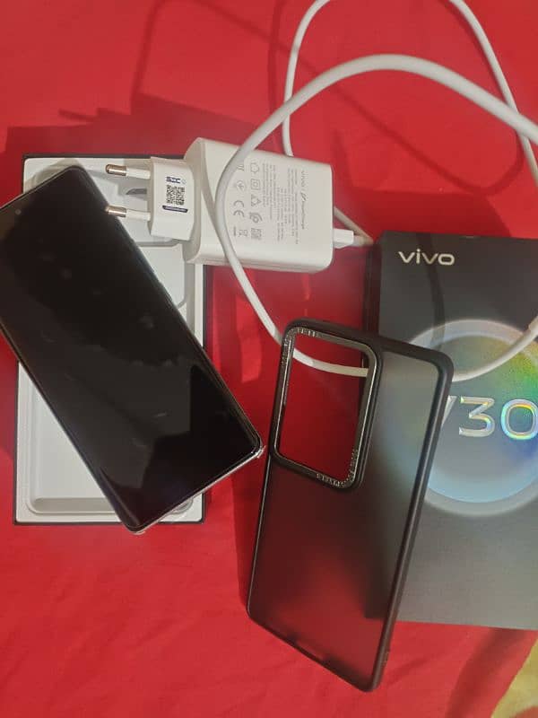 Vivo V30 1