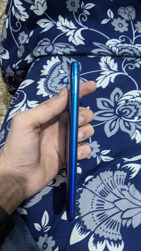 Huawei y7 prime 3/64 gb 3