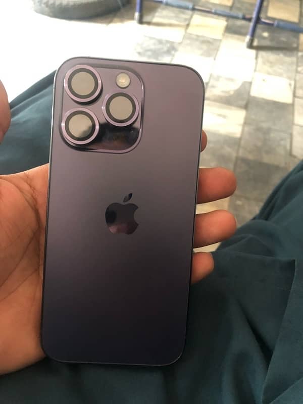 iPhone 14 pro 2