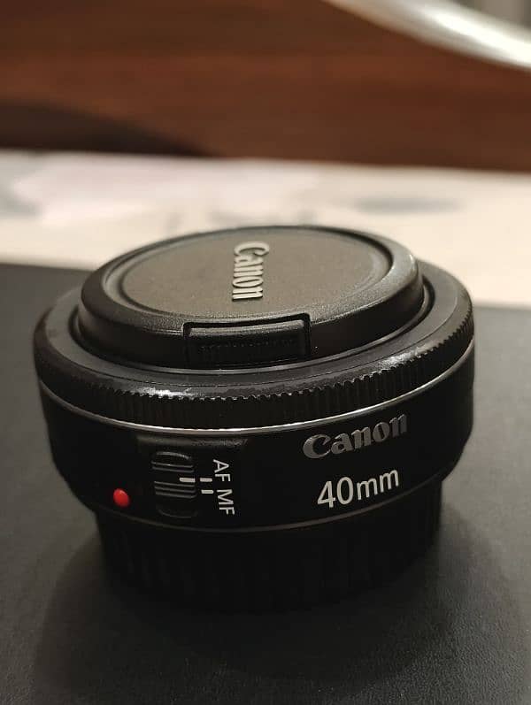 CANON 40mm F/2.8 STM Lens 1