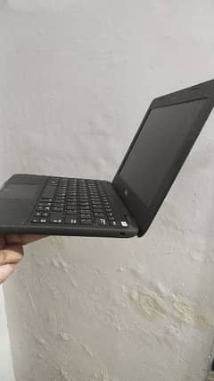 dell laptop brand new condition for sale