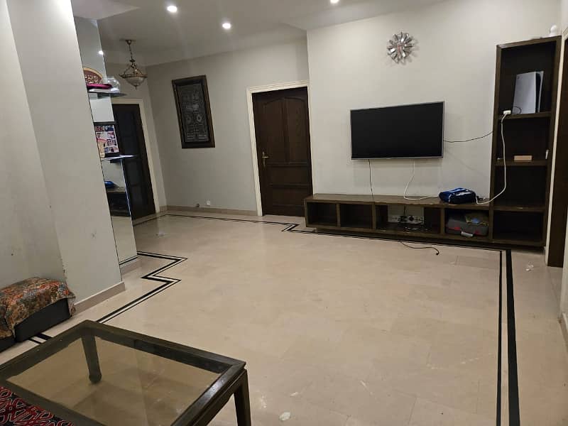 02 kanal slightly used independent upper portion with golf course view available for rent in DHA Raya 4