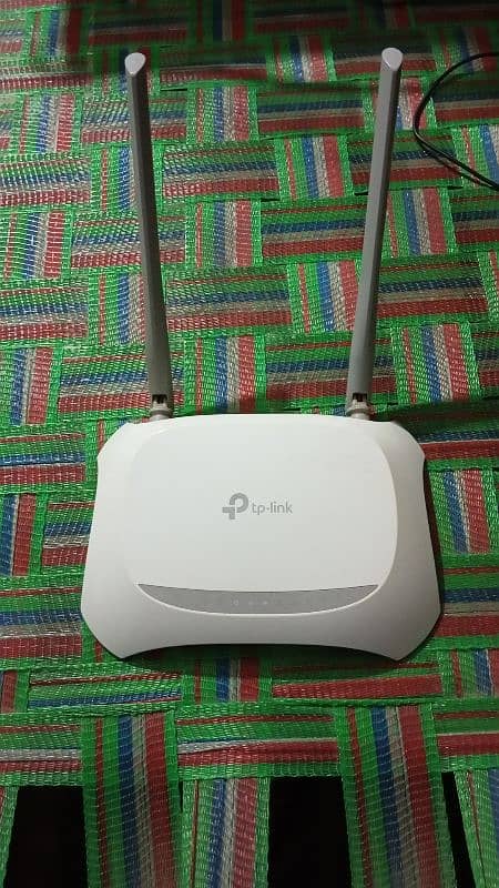 300mps Wireless Router TP-Link WR840N 1