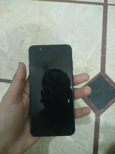 Huawei nova 2 plus in excellent condition 4/128 5