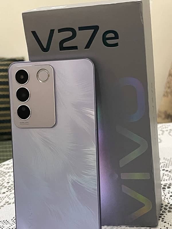 vivo V27e 8/256 10/10 condition 0