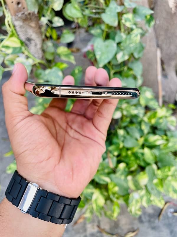 iPhone 11 Pro Max 64GB JV shade all Oky. . !!!!1 6