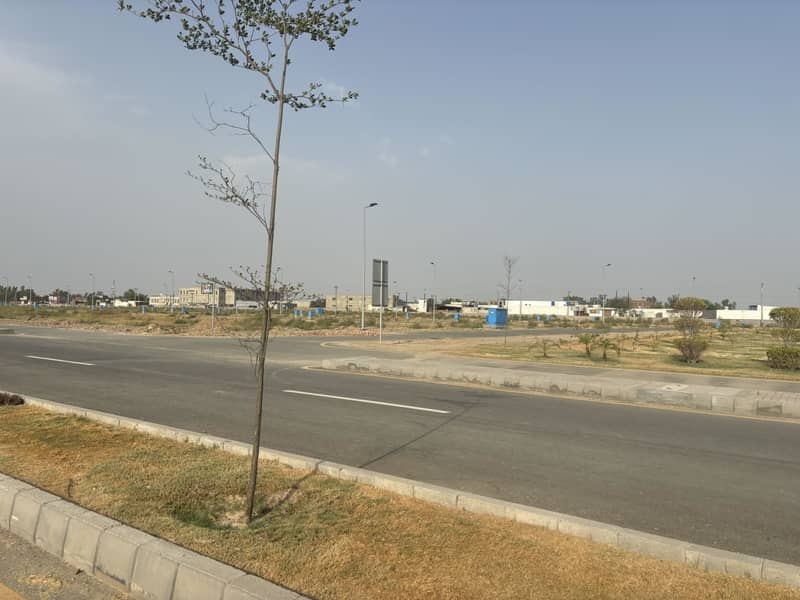 DHA RAHBAR CCA4 COMMERCIAL PLOT IS AVAILABLE FOR SALE 2