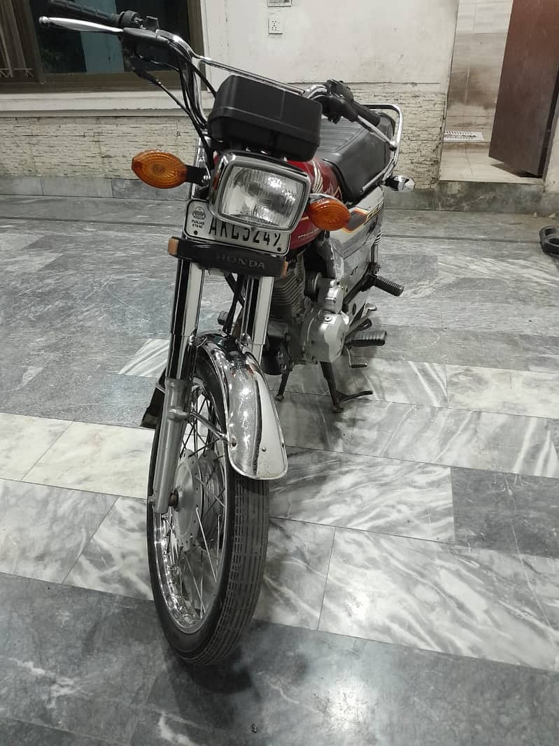 Honda CG 125 2022 4