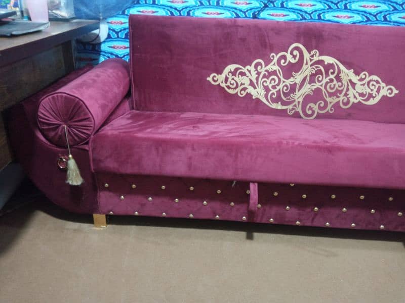 Wooden Sofa Cumbed 1