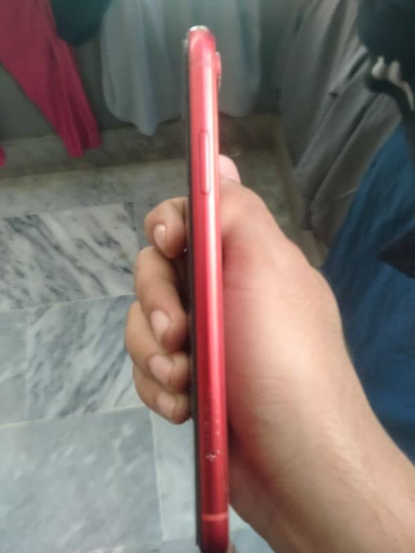 Iphone Xr 128 gb pta approved red coluor no exchange offer 1