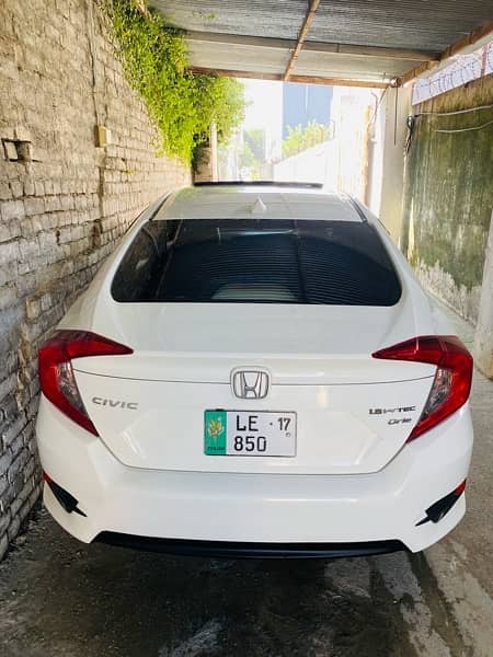 Honda Civic Oriel 2017 6