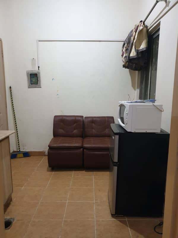 1 Bedroom Fully Furnished Flat For Rent In Block H-3 Johar Town Lahore 7