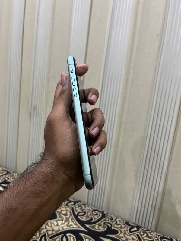 iPhone 11 64gb non pta LLA 2