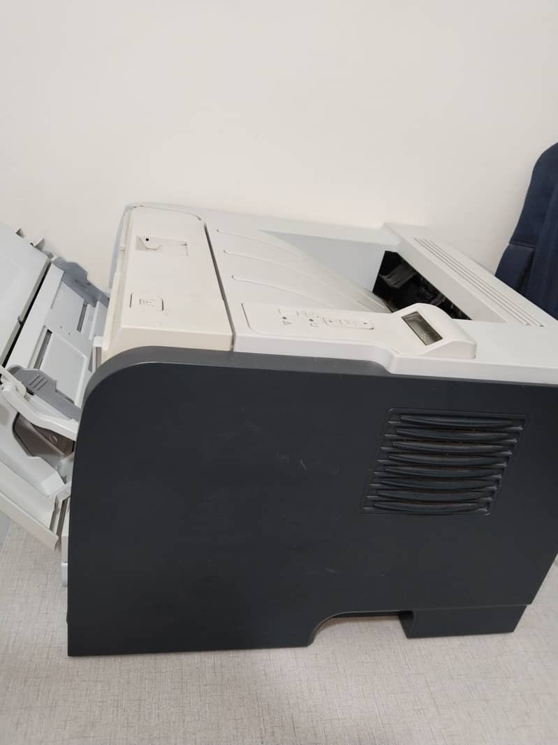 LASER PRINTER FOR SALE IN LAHORE 2