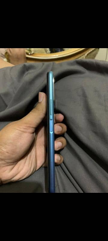 vivo y20s 6/128 6