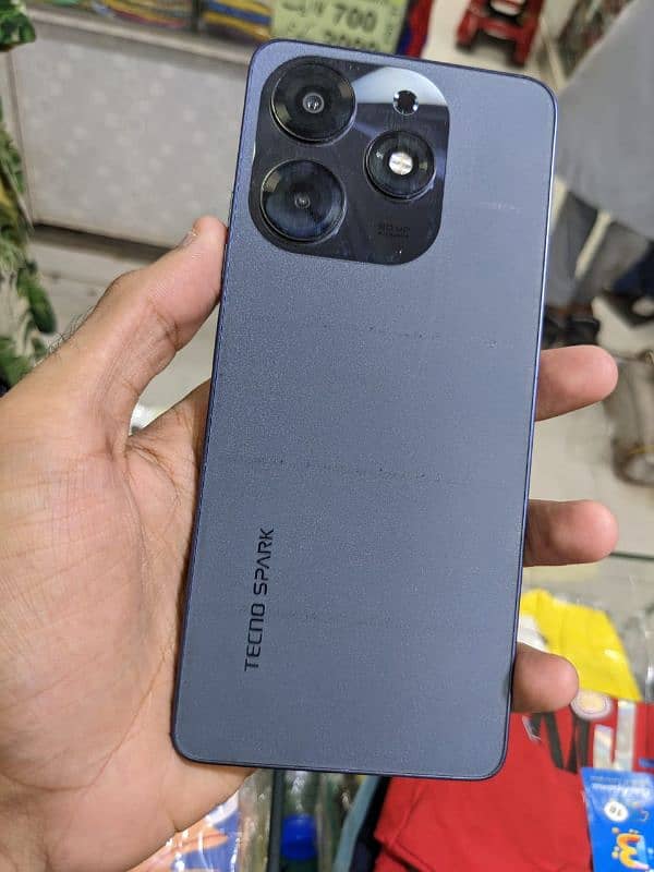 Tecno spark 10 pro 0