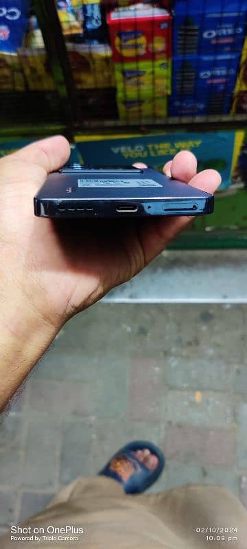 Infinix note 40 4