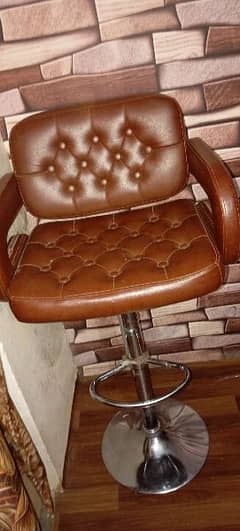 saloon hair cutting chair .