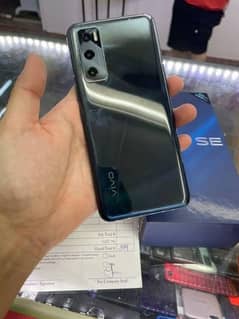 Vivo V20SE