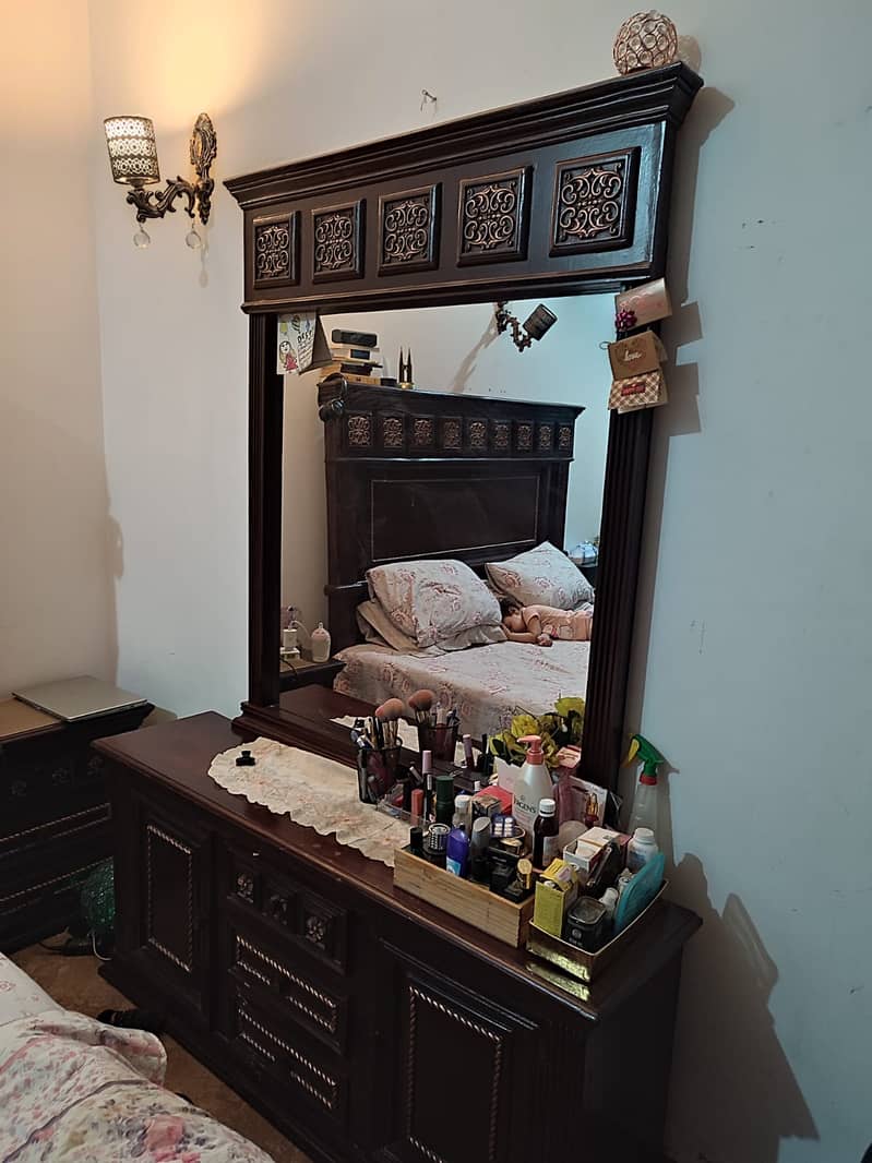 King size wooden bed with sides and dressing table 2