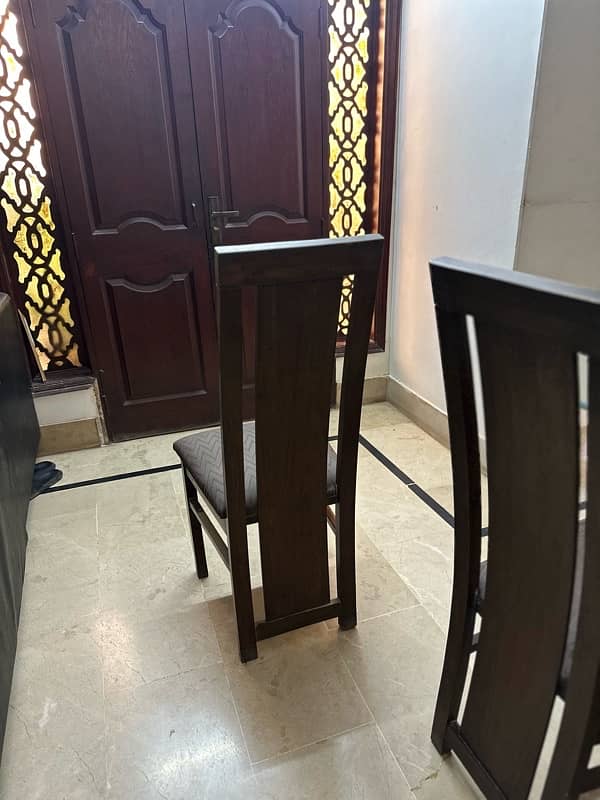 Dining table with Six chairs 3